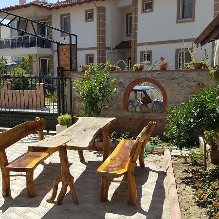 Karya Apartments كويجيز المظهر الخارجي الصورة