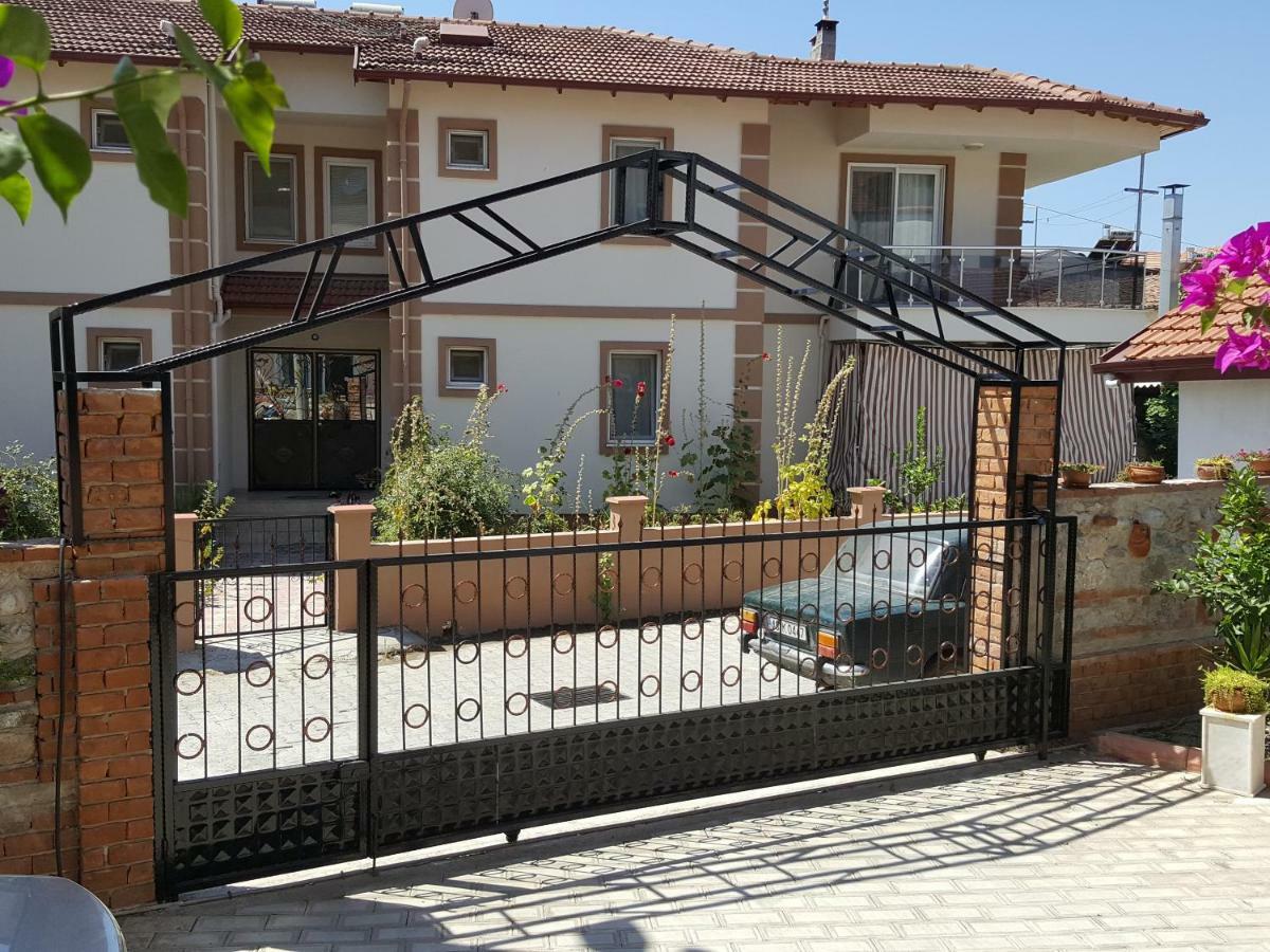 Karya Apartments كويجيز المظهر الخارجي الصورة