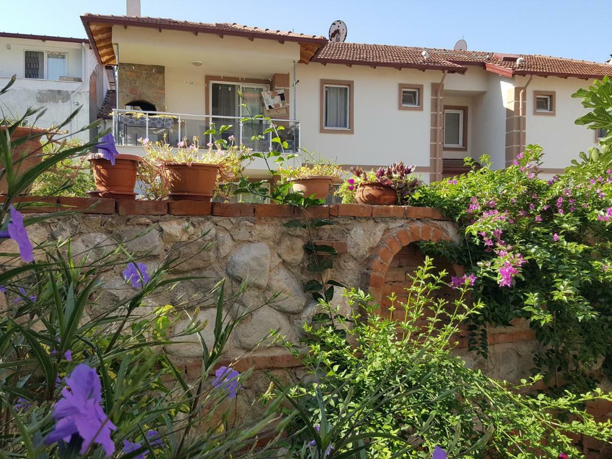 Karya Apartments كويجيز المظهر الخارجي الصورة
