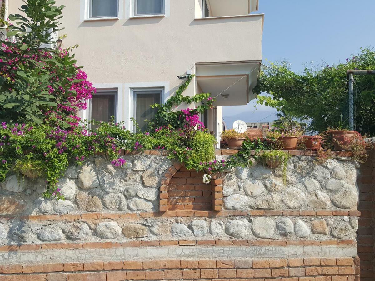 Karya Apartments كويجيز المظهر الخارجي الصورة