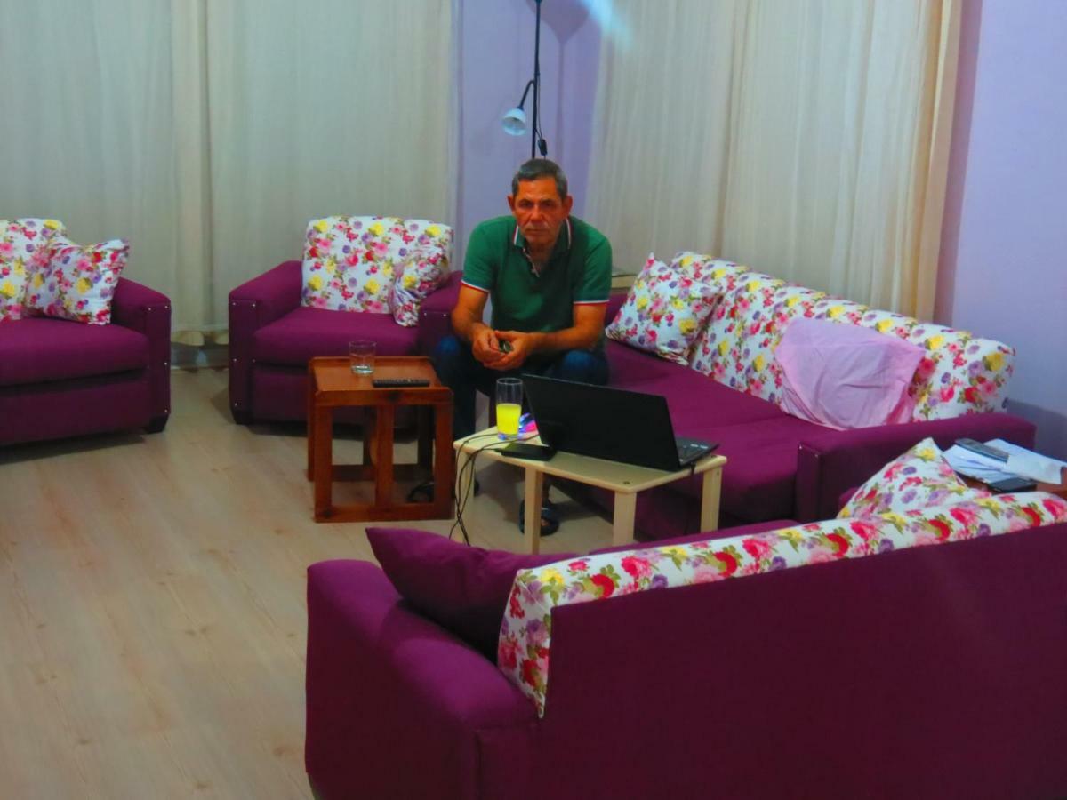 Karya Apartments كويجيز المظهر الخارجي الصورة
